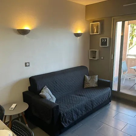 Apartment Lovely Air-Conned Flat Swimming Pool Sea 5 Minutes Away *