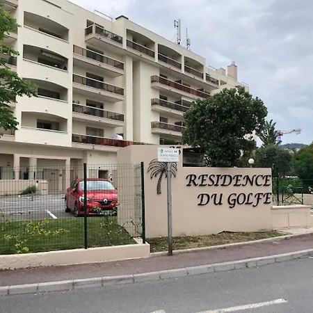 Lovely Air-Conned Flat Swimming Pool Sea 5 Minutes Away Apartment